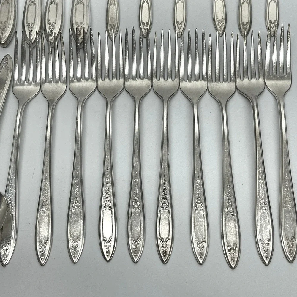 Wm A‎ Rogers Debutante Grandeur Princess by Oneida Silverplate Flatware 34 piece